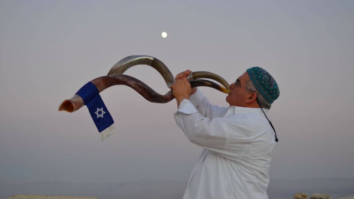 The Forward — How an American Executive Dropped Everything To Become Israel's Shofar King